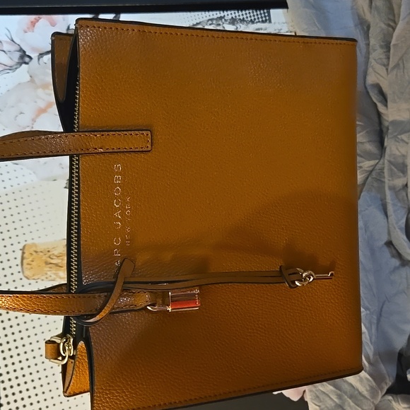 Marc Jacobs Brown Leather Tote Bag EUC - Picture 10 of 16